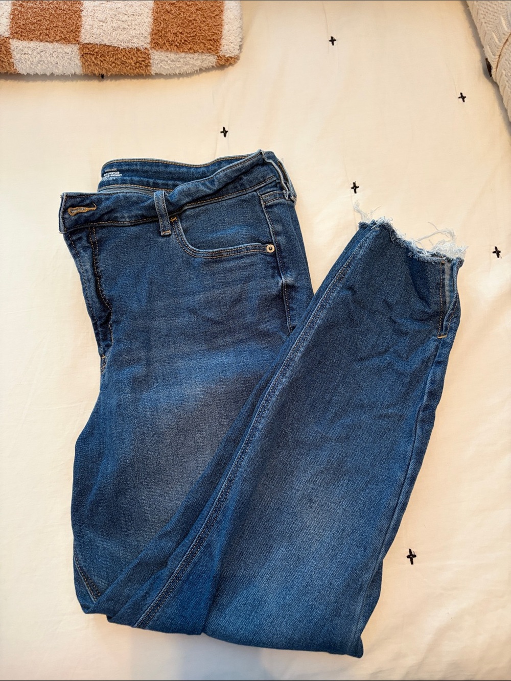 Womenโs High-Rise rock star super skinny Blue Denim Jeans